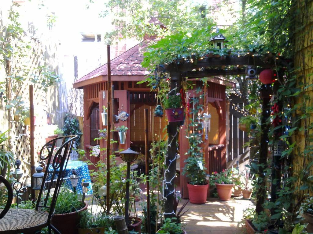 Gite Le St-Christophe Монреал Екстериор снимка